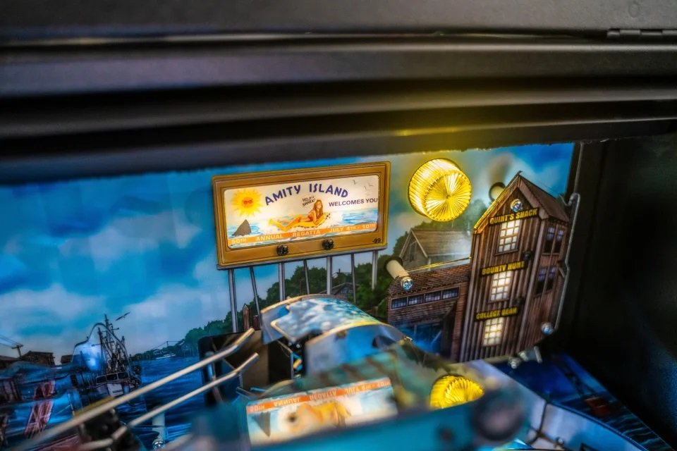 Jaws Pro Pinball Machine by Stern Pinball for sale in Australia