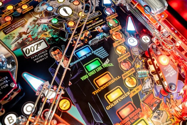 James Bond 007 Premium Pinball Machine by Stern Pinball for sale in Australia